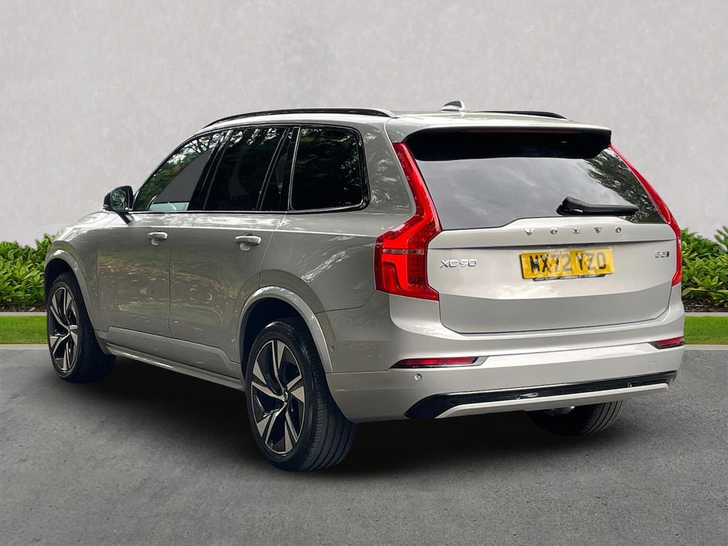 Used Volvo XC90 2022 for sale - 76906294: Photo 2