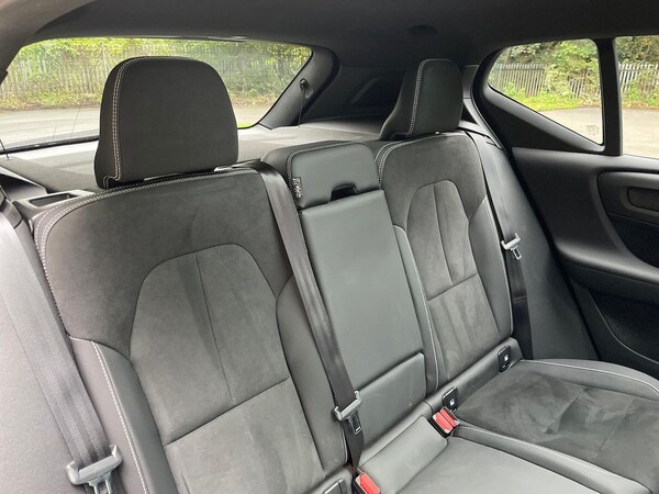 Used Volvo XC40 2022 for sale - 76232774: Photo 16