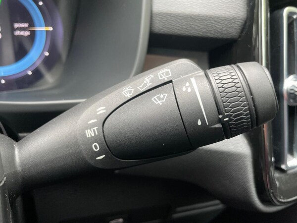 Used Volvo XC40 2022 for sale - 76232774: Photo 28