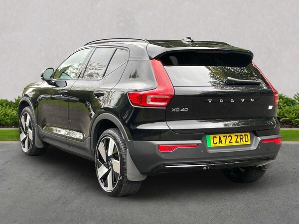 Used Volvo XC40 2022 for sale - 76232774: Photo 2