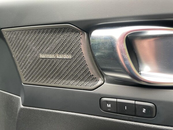 Used Volvo XC40 2022 for sale - 76232774: Photo 31