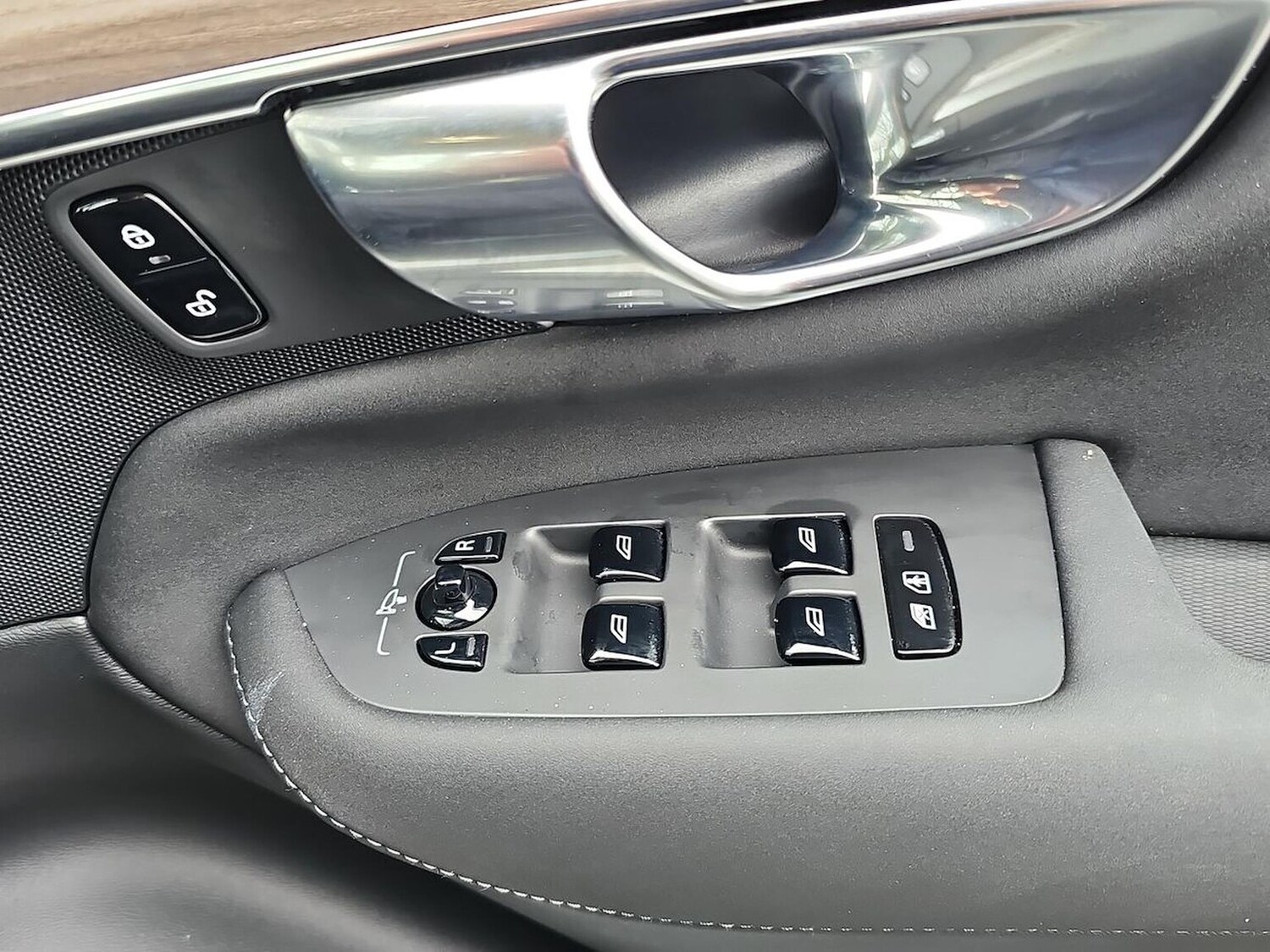 Used Volvo XC90 2025 for sale - 78122784: Photo 23