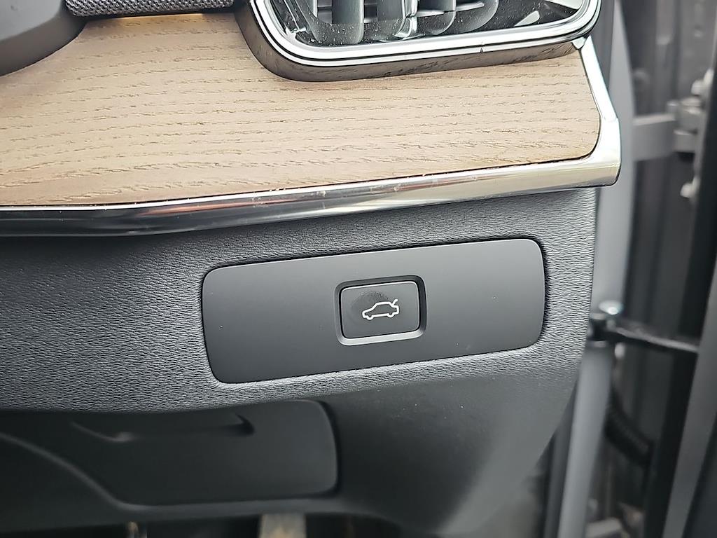 Used Volvo XC90 2025 for sale - 78122784: Photo 45