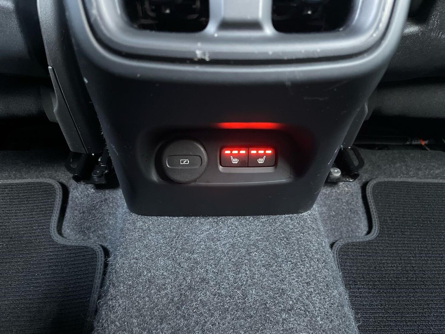 Used Volvo XC40 2024 for sale - 76504998: Photo 22