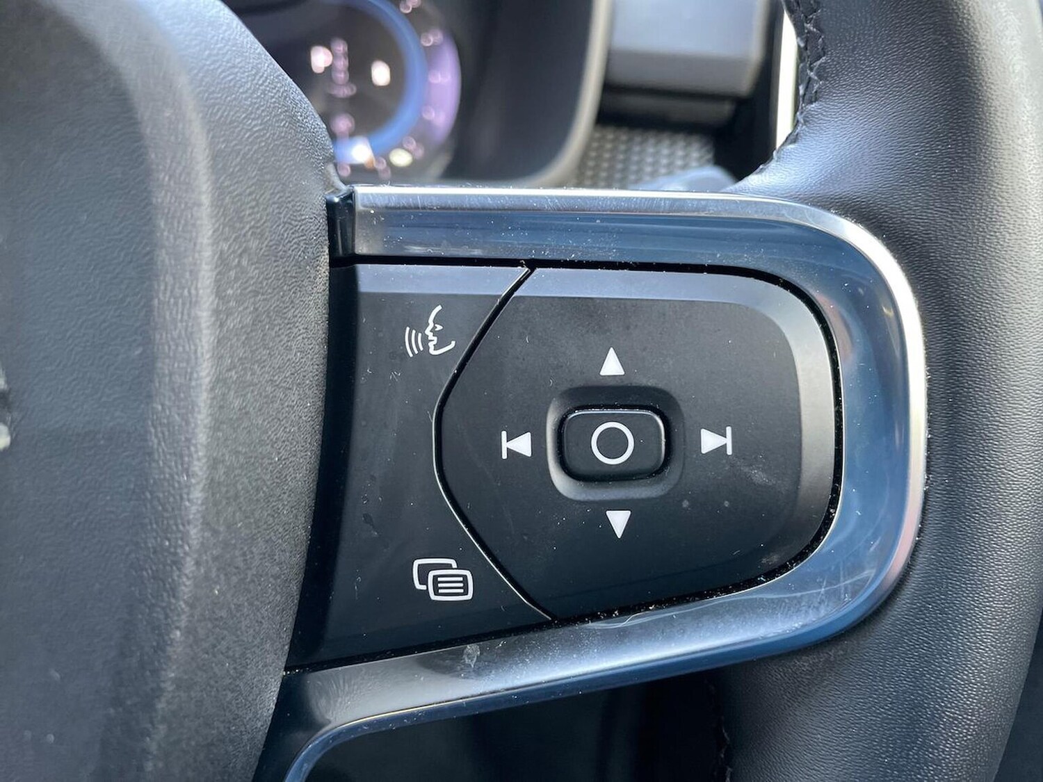 Used Volvo XC40 2024 for sale - 76504998: Photo 26