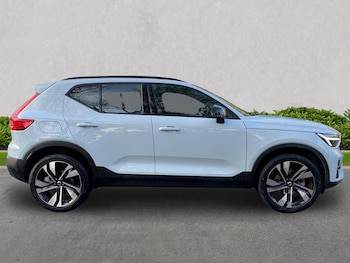 Used Volvo XC40 2024 for sale - 76504998: Photo