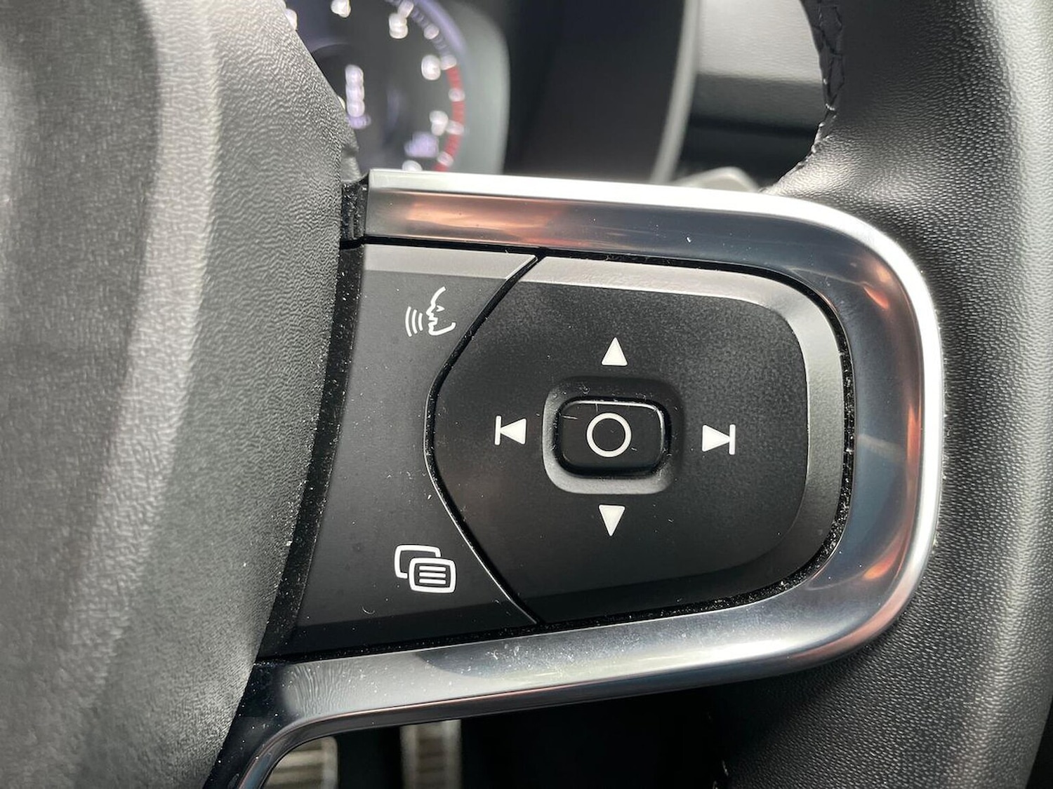 Used Volvo XC40 2021 for sale - 76097648: Photo 25