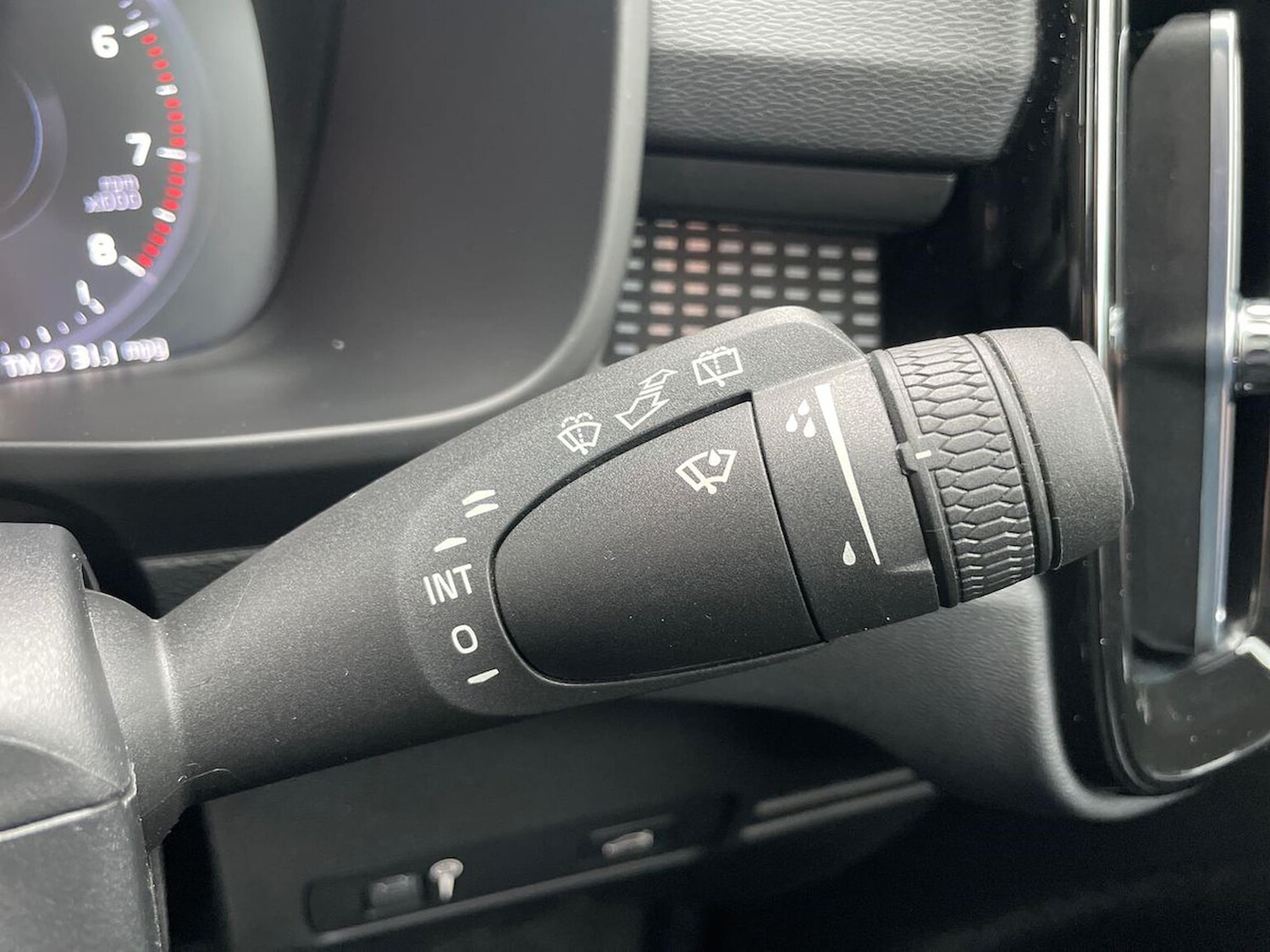 Used Volvo XC40 2021 for sale - 76097648: Photo 27