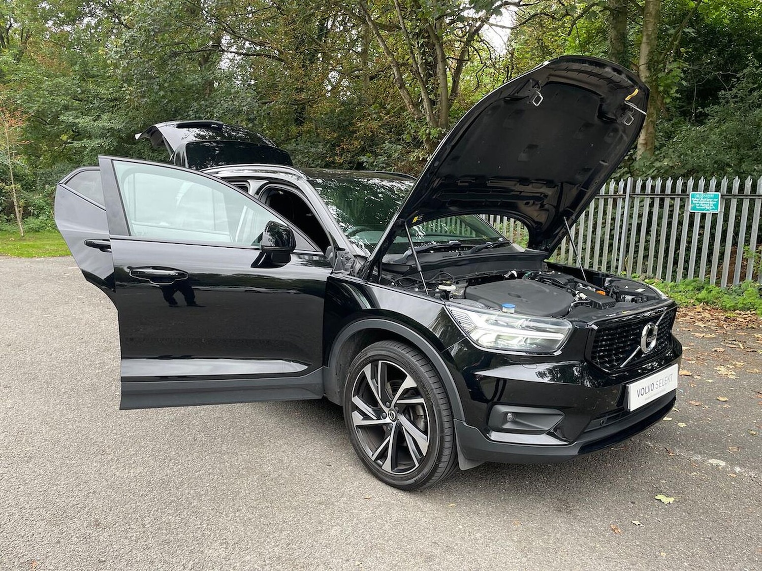 Used Volvo XC40 2021 for sale - 76097648: Photo 39