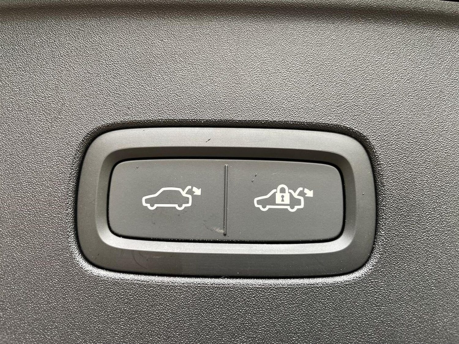 Used Volvo EX90 2025 for sale - 77489644: Photo 42