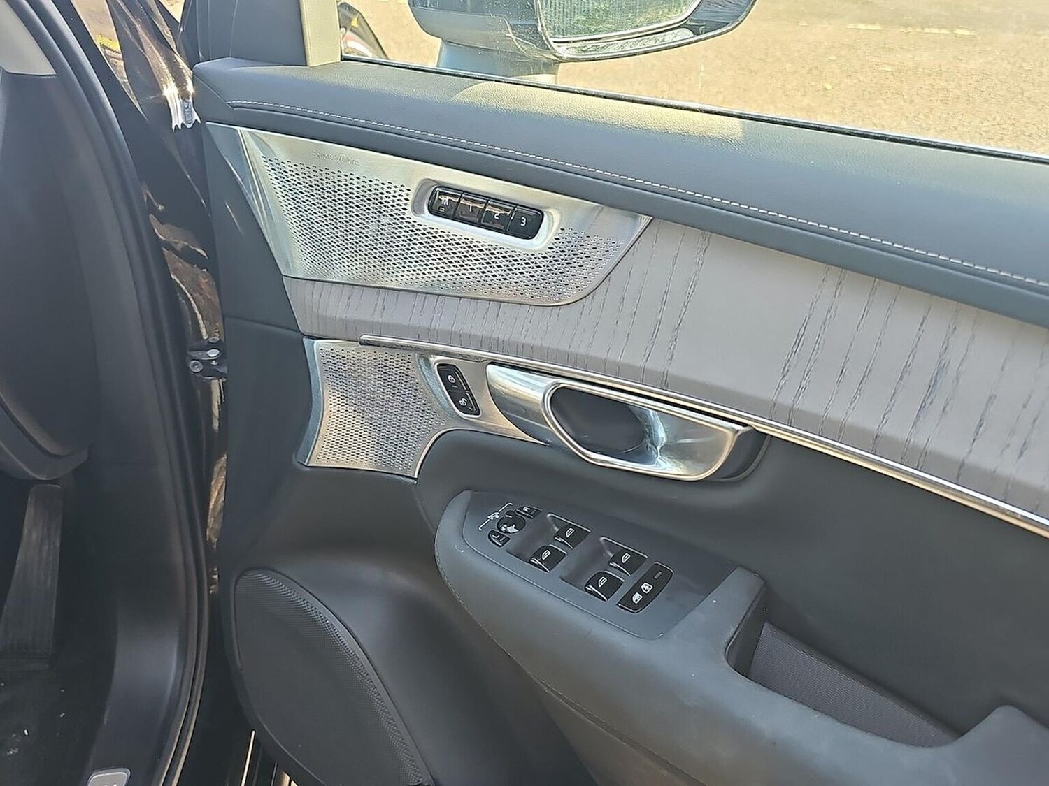 Used Volvo XC90 2025 for sale - 77715362: Photo 30