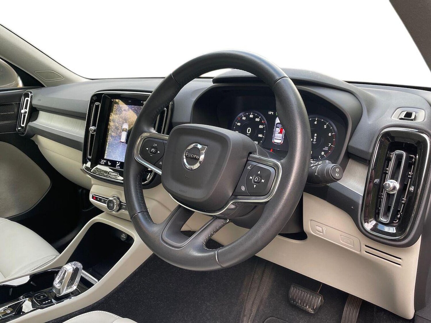 Used Volvo XC40 2020 for sale - 76391743: Photo 15