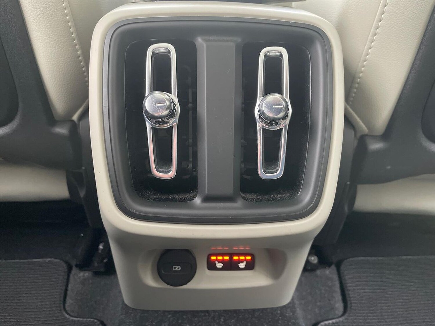 Used Volvo XC40 2020 for sale - 76391743: Photo 22