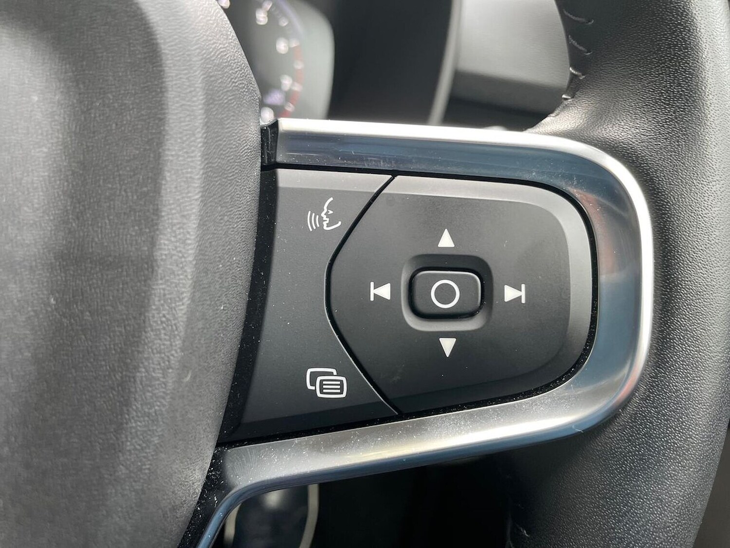 Used Volvo XC40 2020 for sale - 76391743: Photo 26