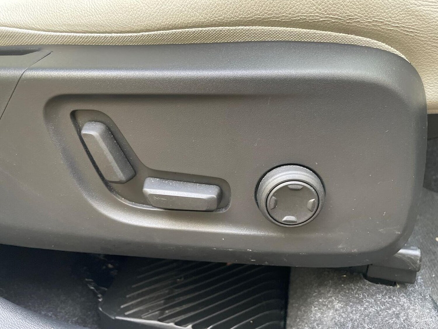 Used Volvo XC40 2020 for sale - 76391743: Photo 30