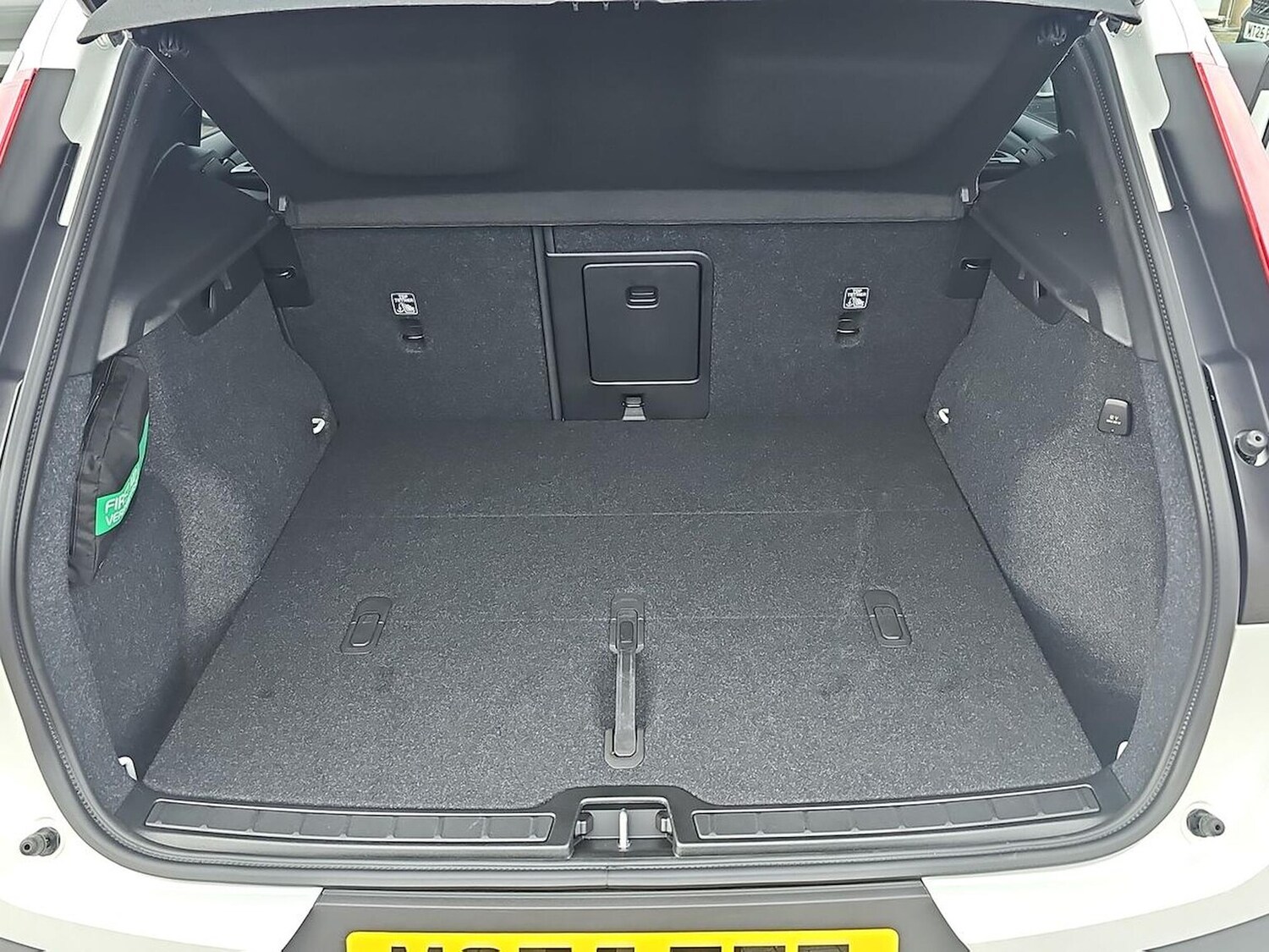 Used Volvo XC40 2025 for sale - 77489603: Photo 17