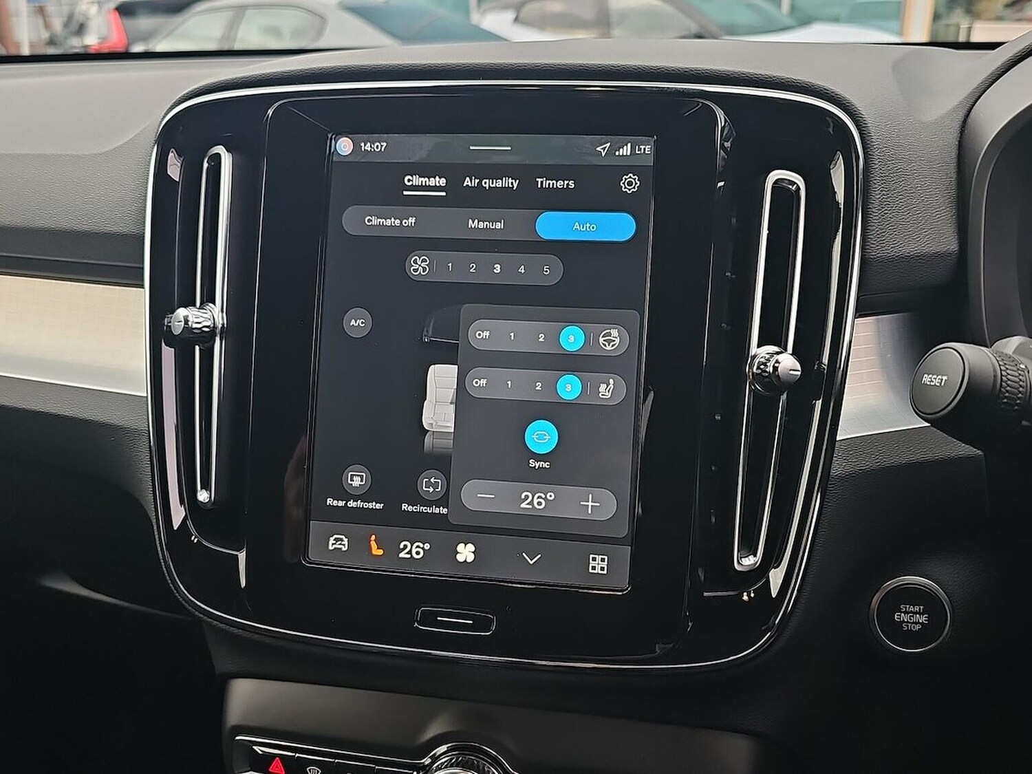 Used Volvo XC40 2025 for sale - 77489603: Photo 24