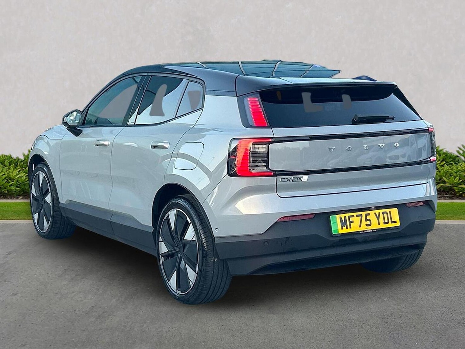 Used Volvo EX30 2025 for sale - 77489660: Photo 2