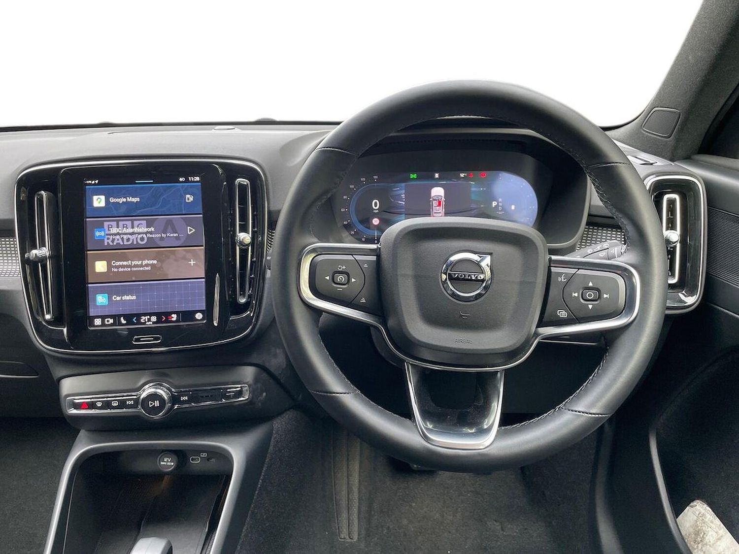 Used Volvo XC40 2025 for sale - 76422363: Photo 9