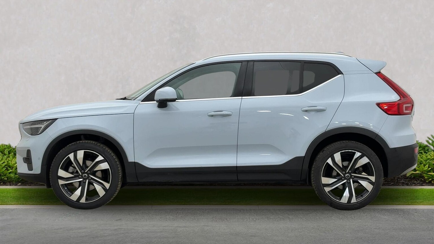 Used Volvo XC40 2025 for sale - 76543017: Photo 21