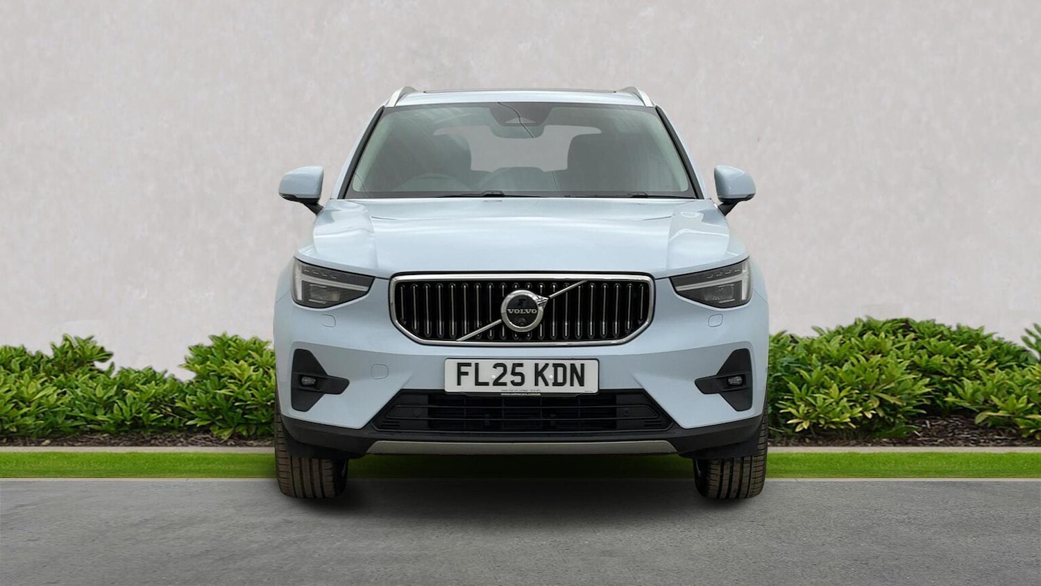 Used Volvo XC40 2025 for sale - 76543017: Photo 7