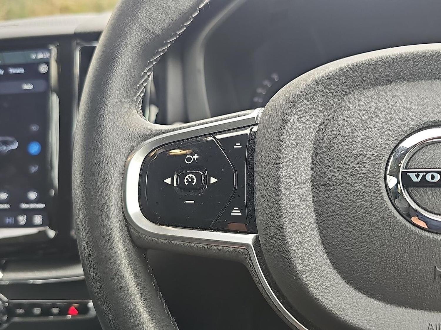 Used Volvo XC60 2022 for sale - 78191309: Photo 28