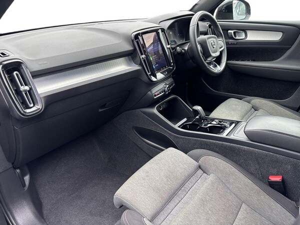 Used Volvo XC40 2023 for sale - 76211968: Photo 7