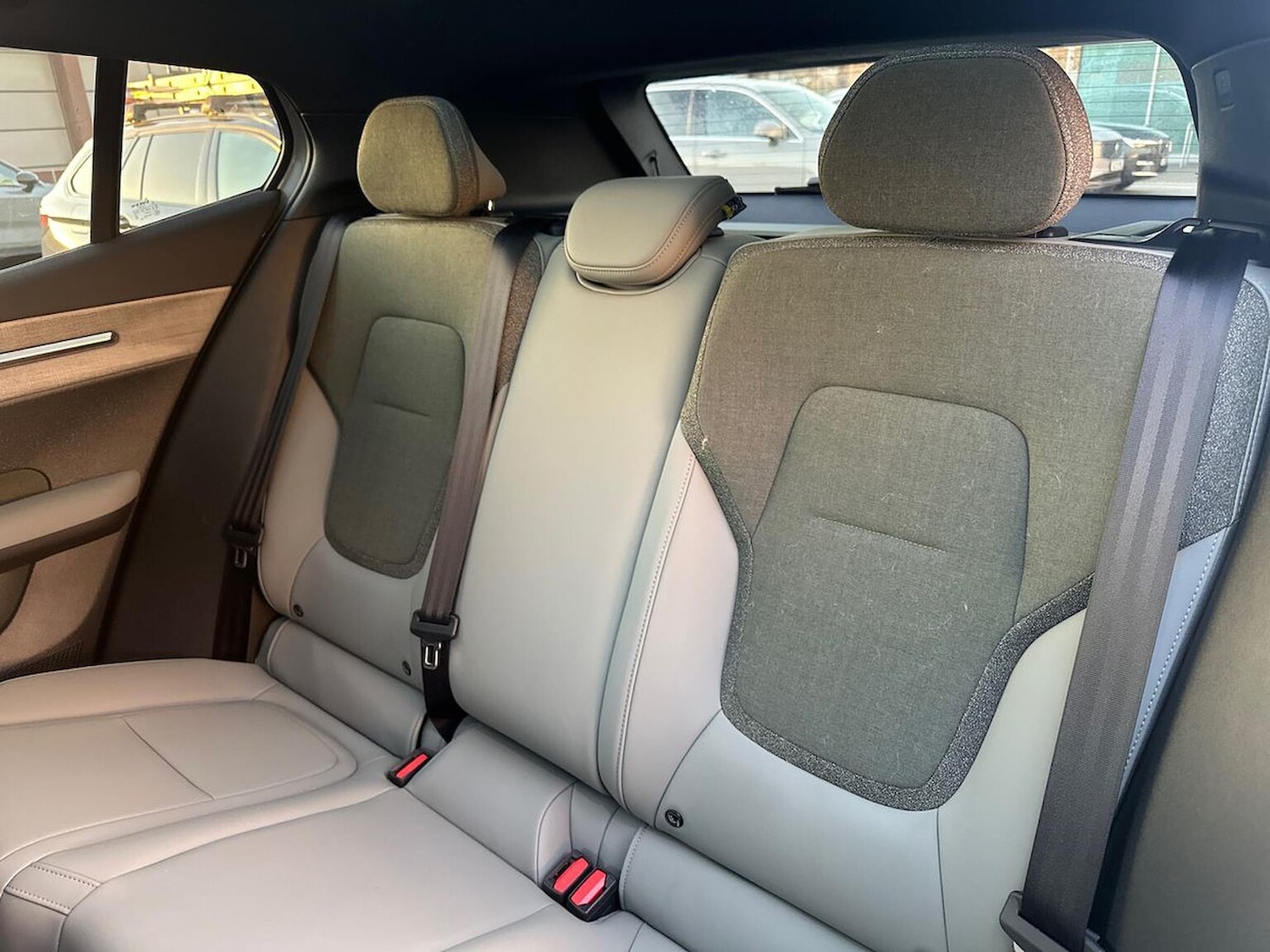 Used Volvo EX30 2025 for sale - 76699385: Photo 16