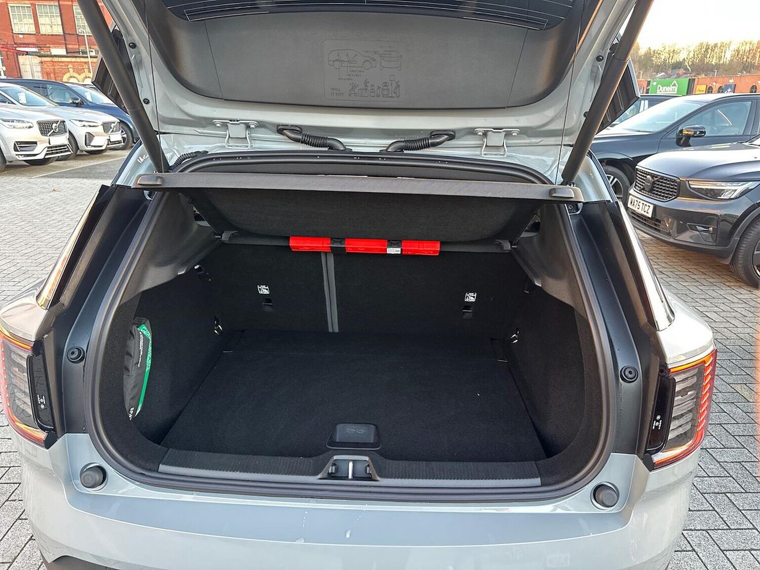 Used Volvo EX30 2025 for sale - 76699385: Photo 17