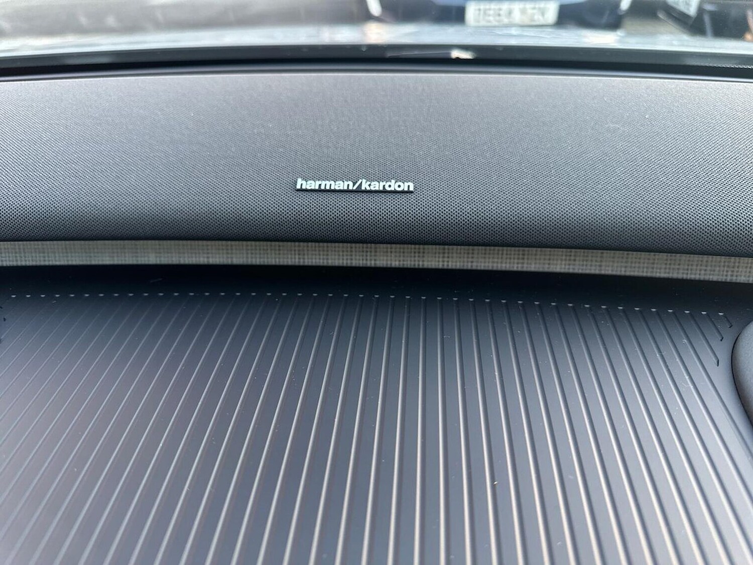 Used Volvo EX30 2025 for sale - 76699385: Photo 30