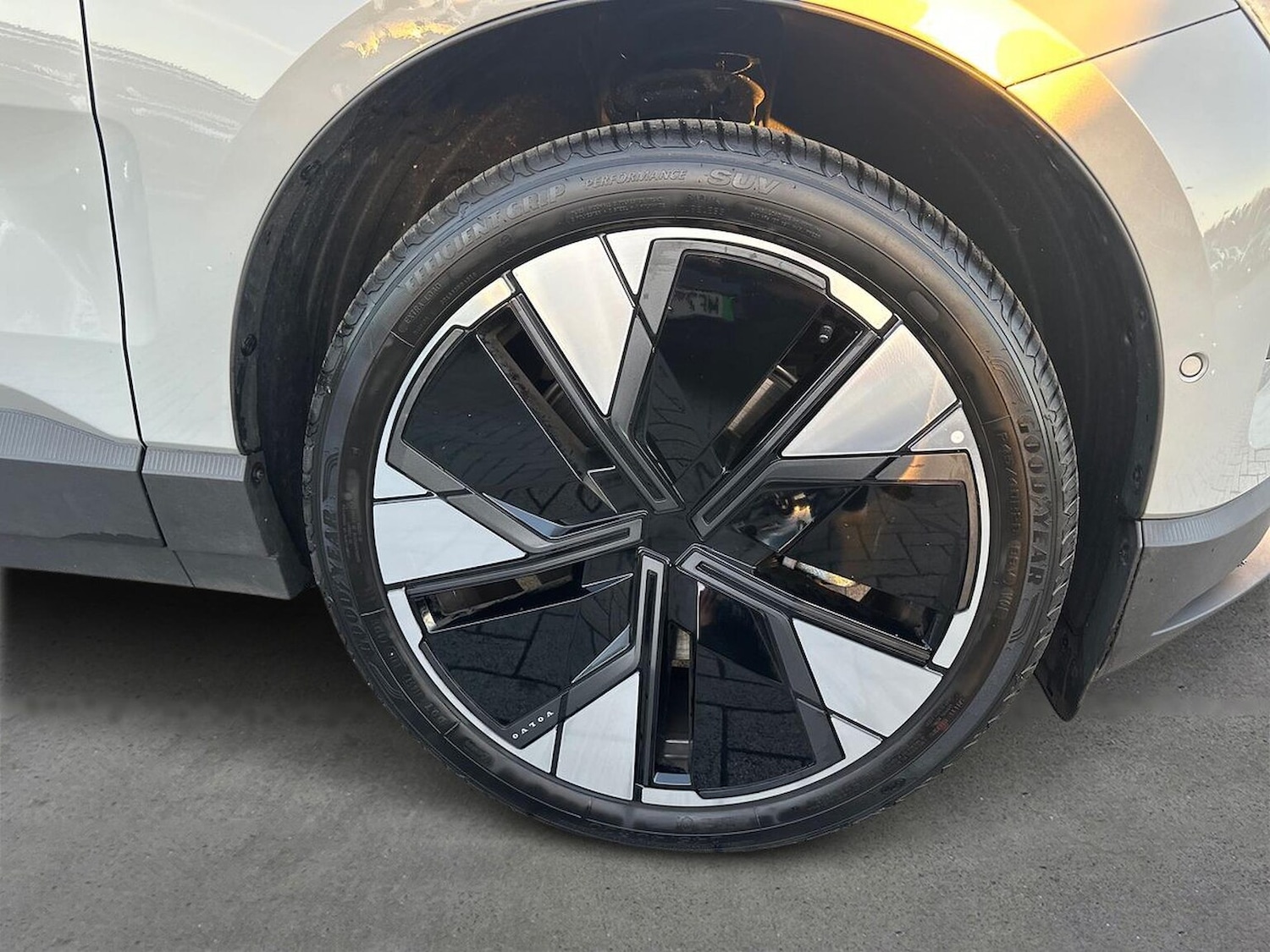 Used Volvo EX30 2025 for sale - 76699385: Photo 6