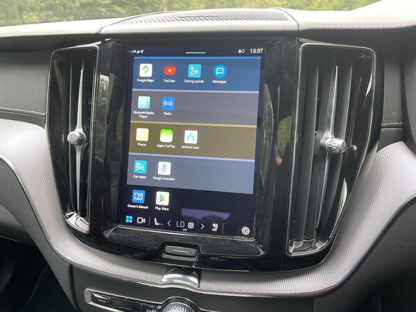 Used Volvo XC60 2022 for sale - 76232779: Photo 11