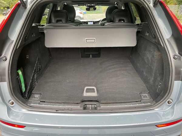 Used Volvo XC60 2022 for sale - 76232779: Photo 17