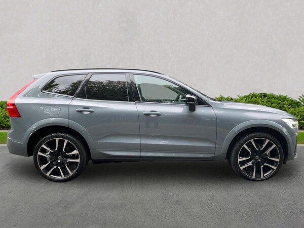 Used Volvo XC60 2022 for sale - 76232779: Photo 3