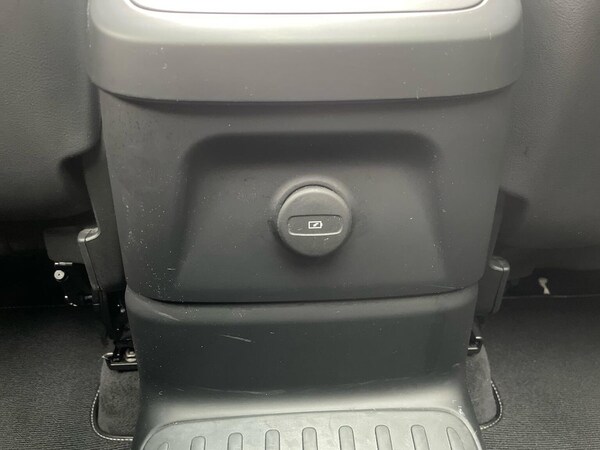Used Volvo XC60 2022 for sale - 76232779: Photo 44