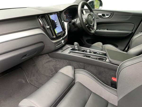 Used Volvo XC60 2022 for sale - 76232779: Photo 7
