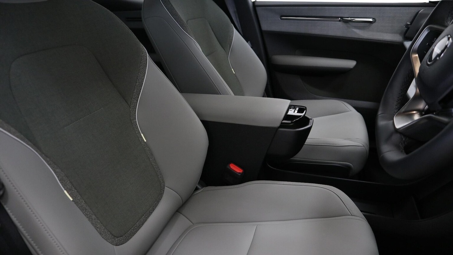Used Volvo EX30 2024 for sale - 76101420: Photo 9