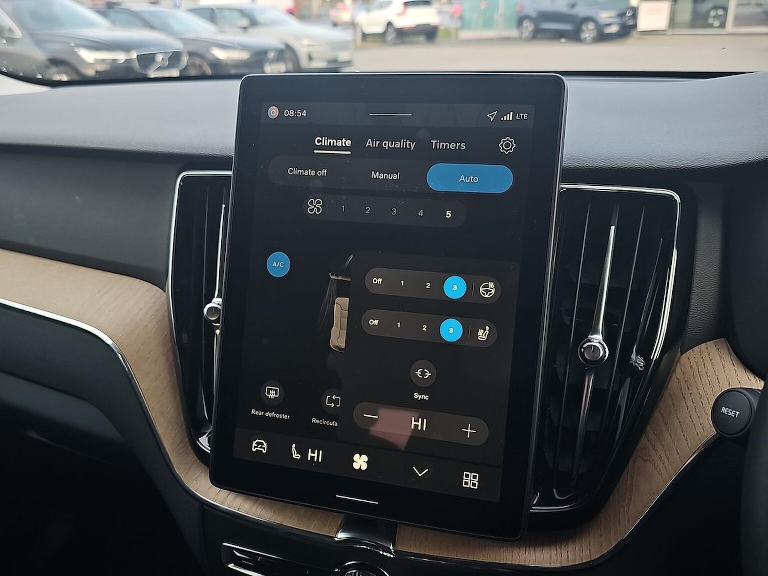 Used Volvo XC60 2025 for sale - 77896284: Photo 24