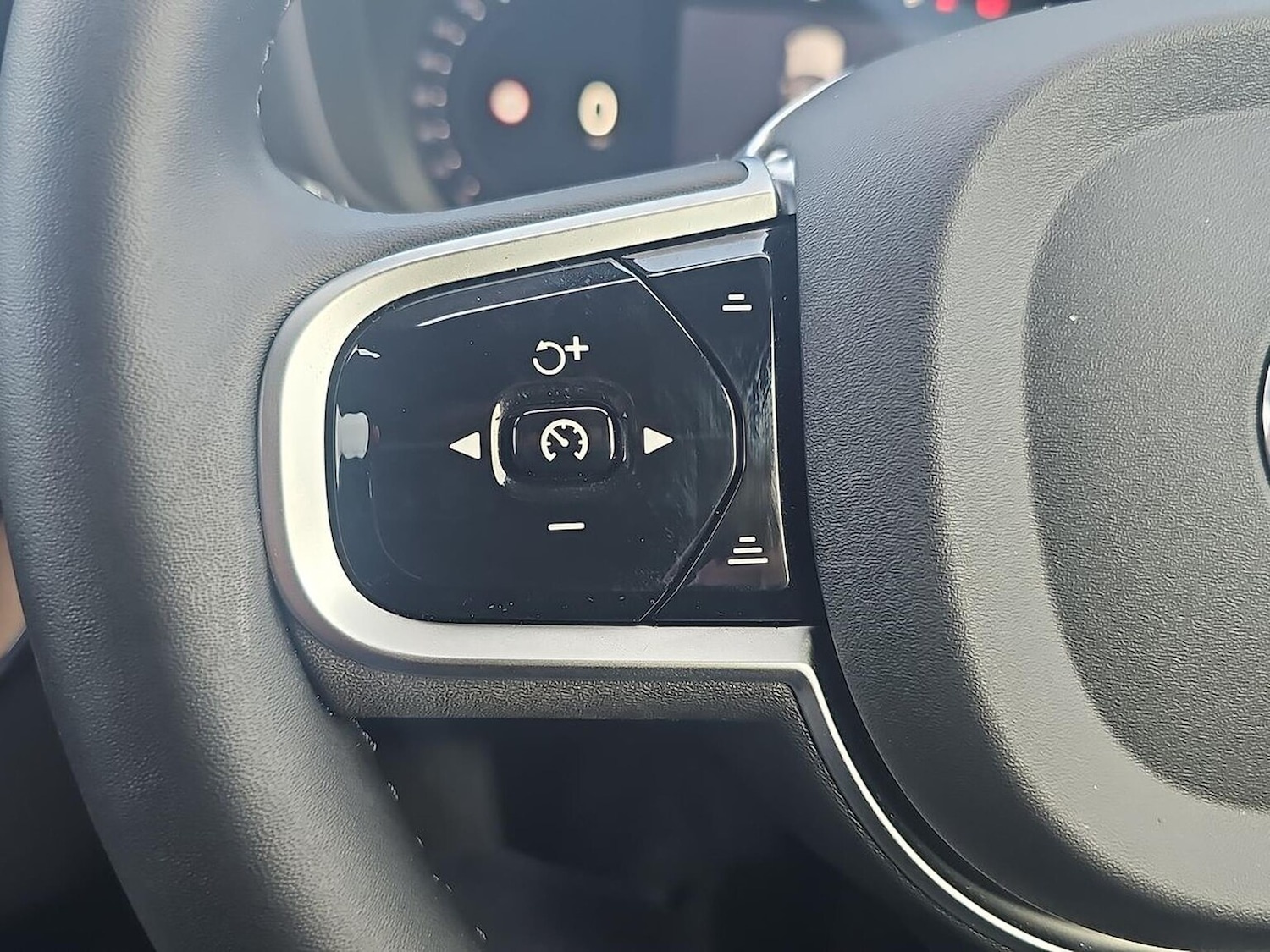 Used Volvo XC60 2025 for sale - 77896284: Photo 26