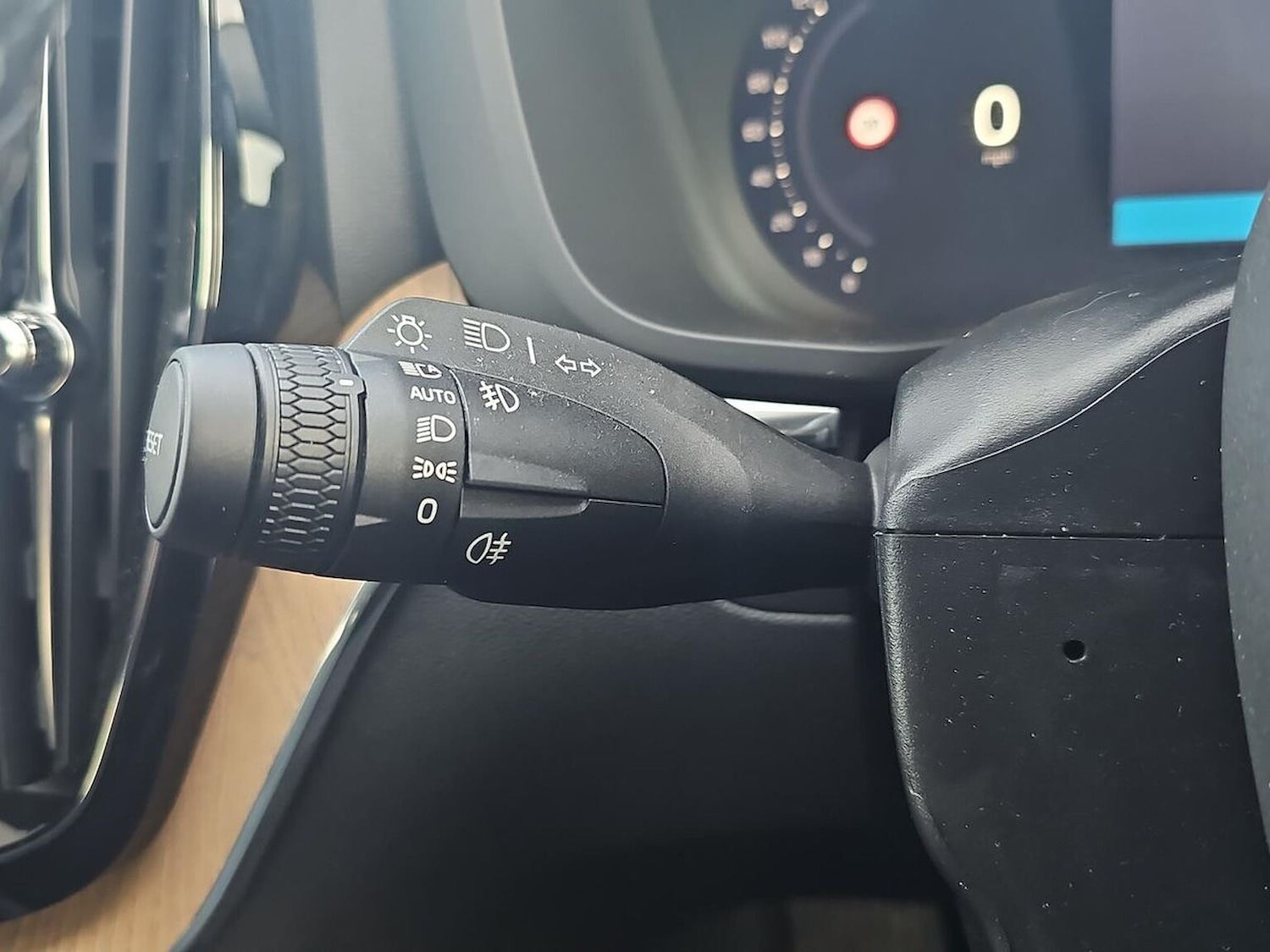 Used Volvo XC60 2025 for sale - 77896284: Photo 28