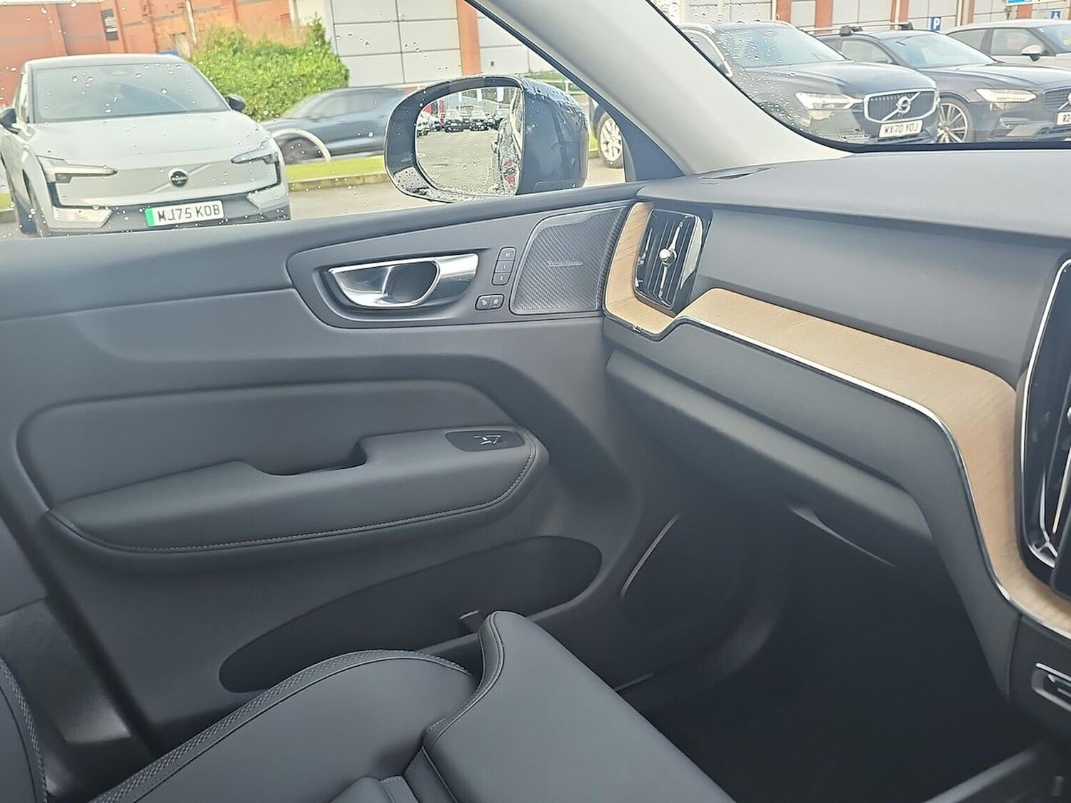 Used Volvo XC60 2025 for sale - 77896284: Photo 47