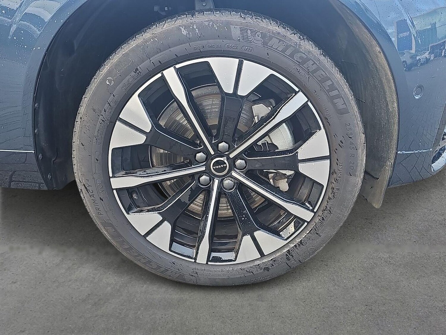 Used Volvo XC60 2025 for sale - 77896284: Photo 6