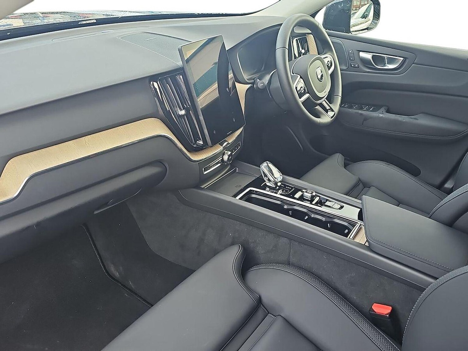 Used Volvo XC60 2025 for sale - 77896284: Photo 7