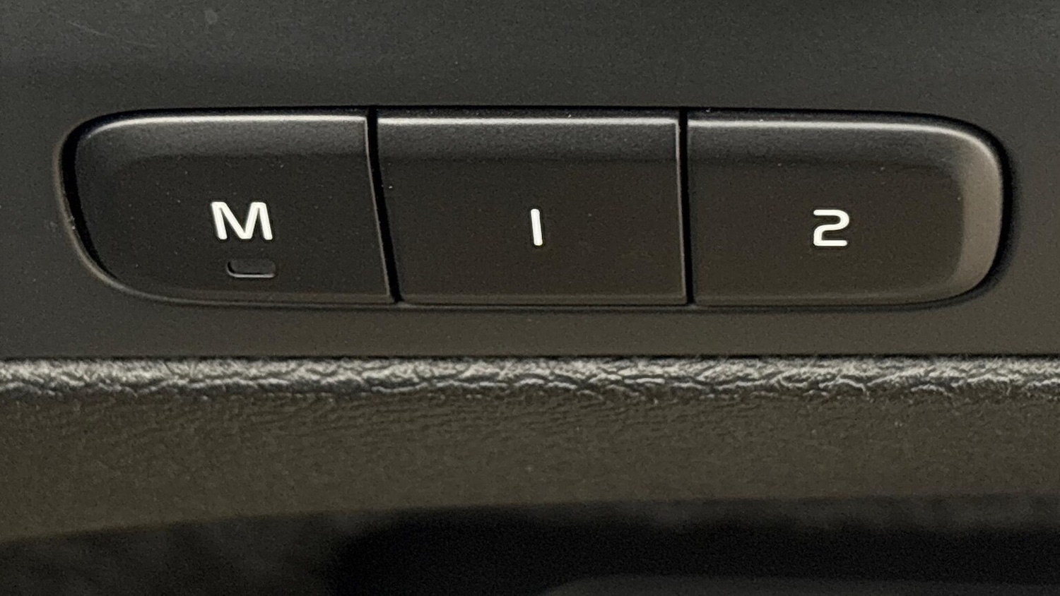 Used Volvo XC40 2024 for sale - 76637735: Photo 11