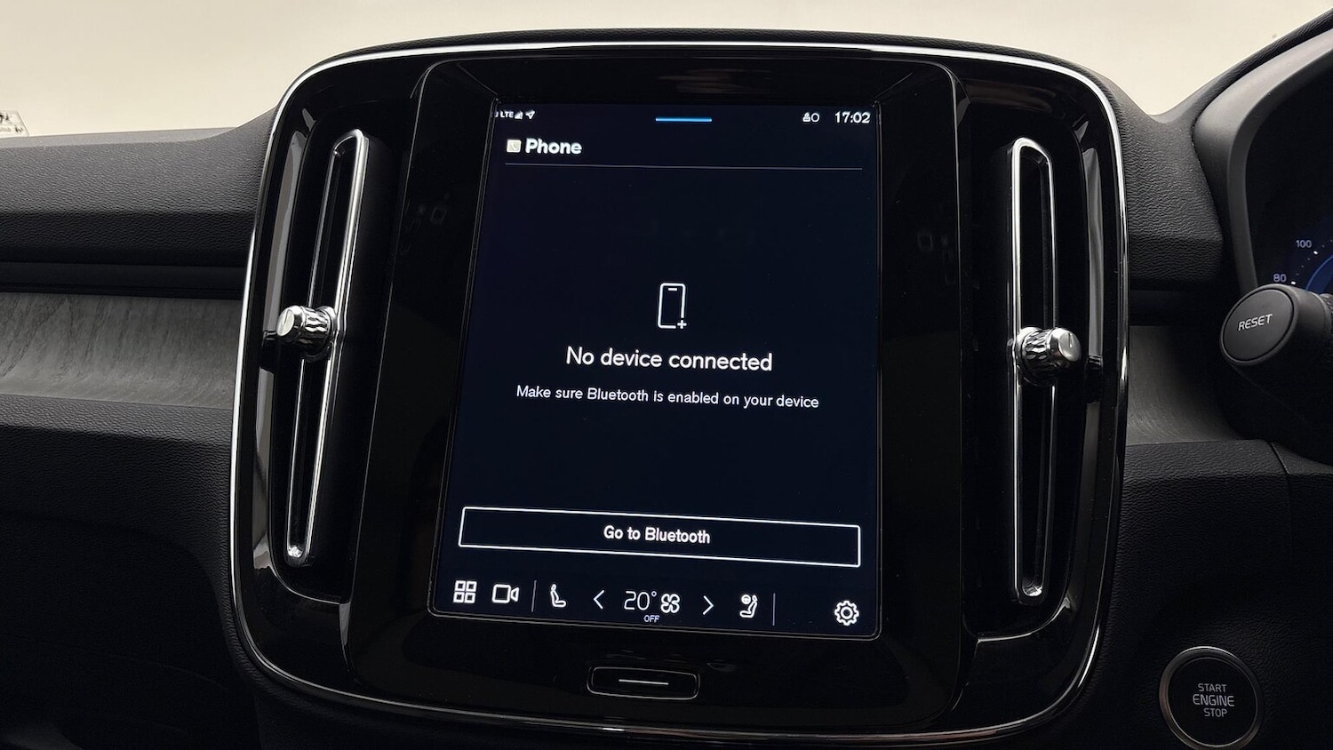 Used Volvo XC40 2024 for sale - 76637735: Photo 16