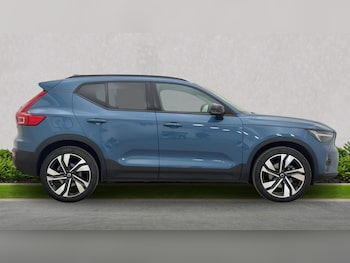 Used Volvo XC40 2024 for sale - 76637735: Photo
