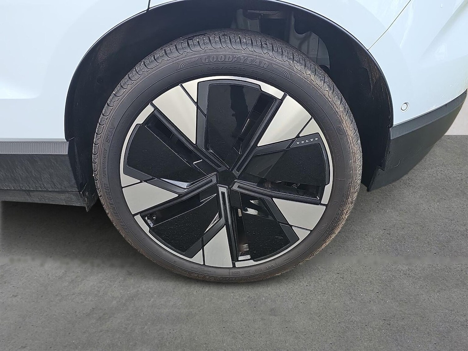 Used Volvo EX30 2025 for sale - 78061062: Photo 6