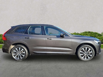 Used Volvo XC60 2023 for sale - 78324404: Photo