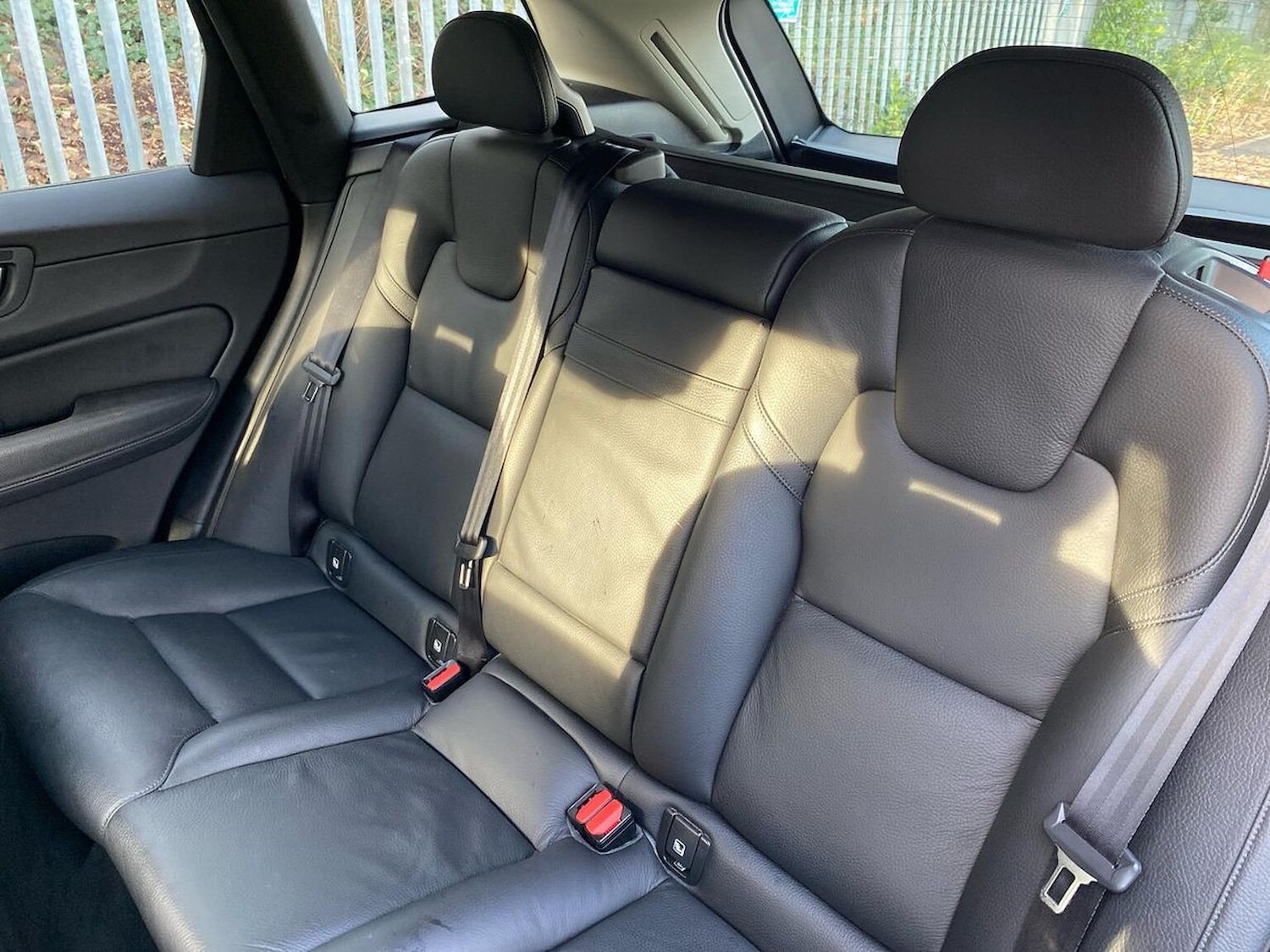 Used Volvo XC60 2017 for sale - 76864009: Photo 16