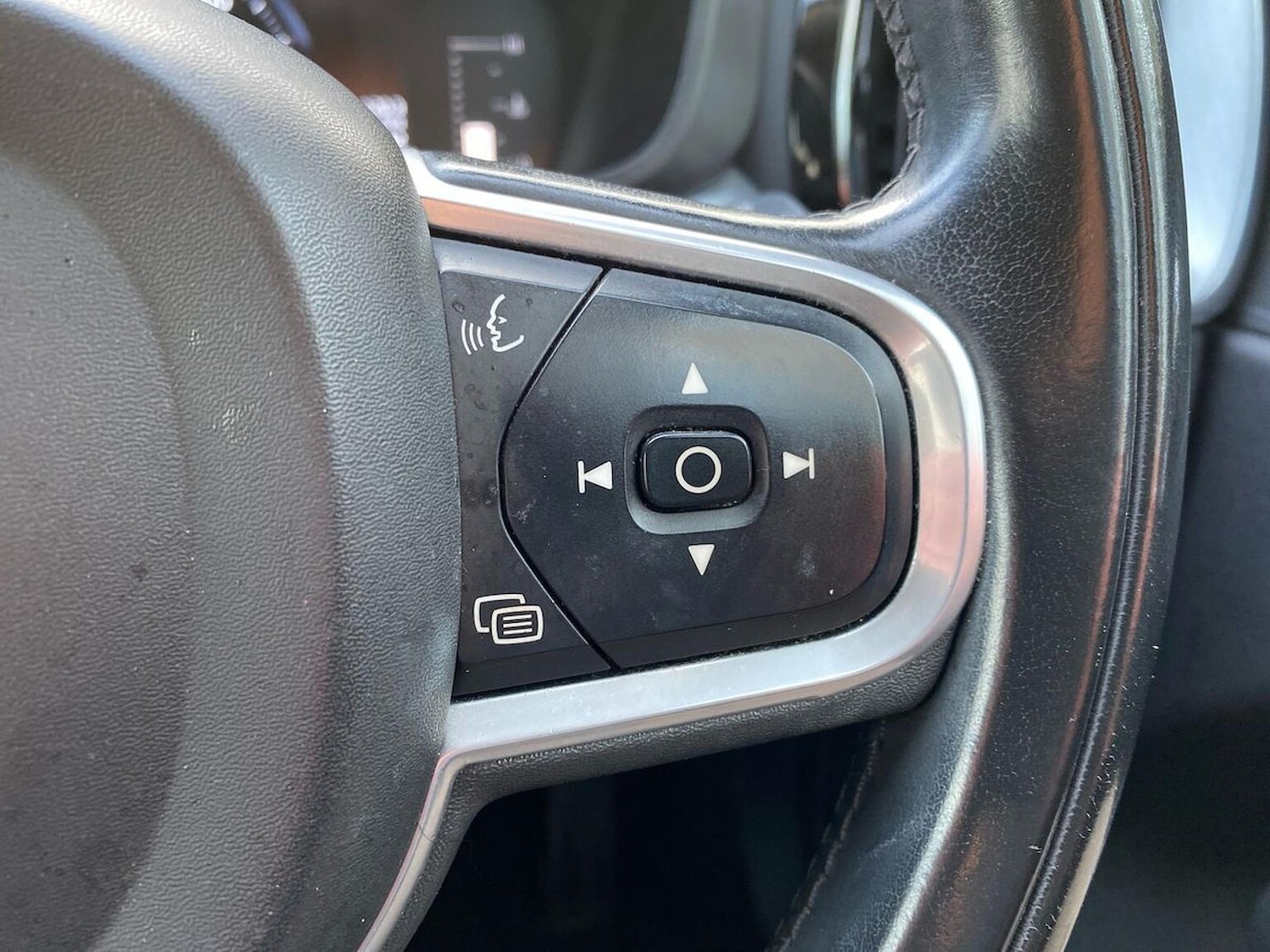 Used Volvo XC60 2017 for sale - 76864009: Photo 27